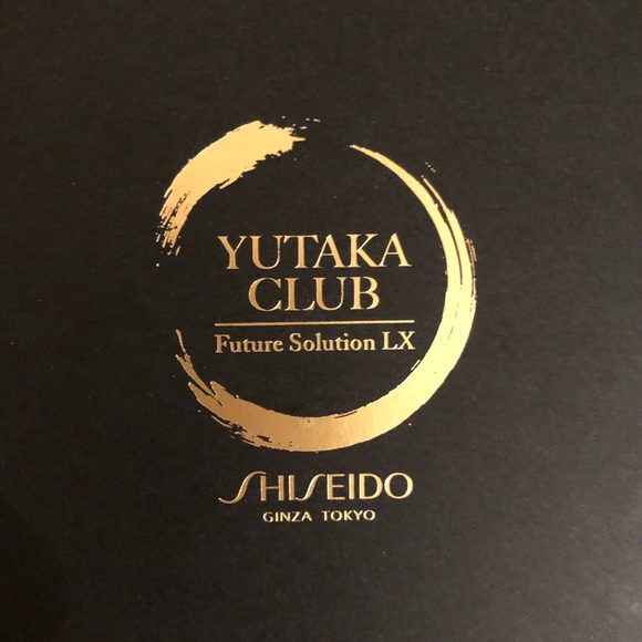 BRAND NEW Shiseido ‘Future Solution LX’ Gift Set - Picture 8 of 8